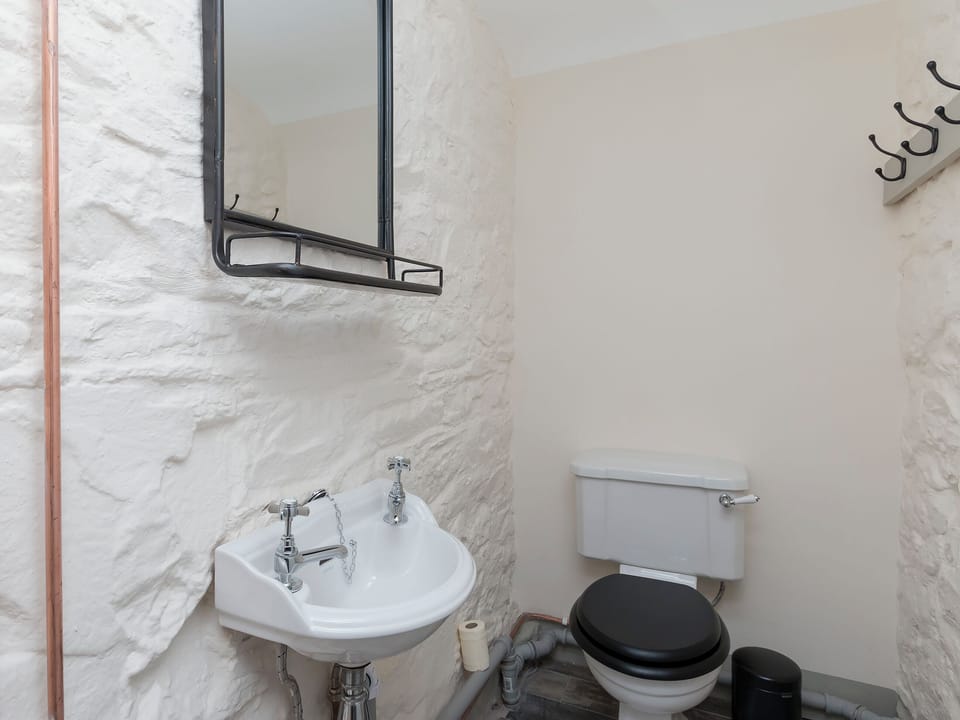 Seperate toilet | Blairinnie - Barwhillanty Estate, Parton, near Castle Douglas