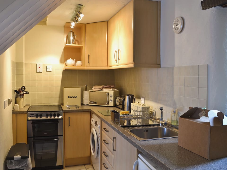 Kitchen | Owl - Talehay Cottages, Pelynt, near Looe
