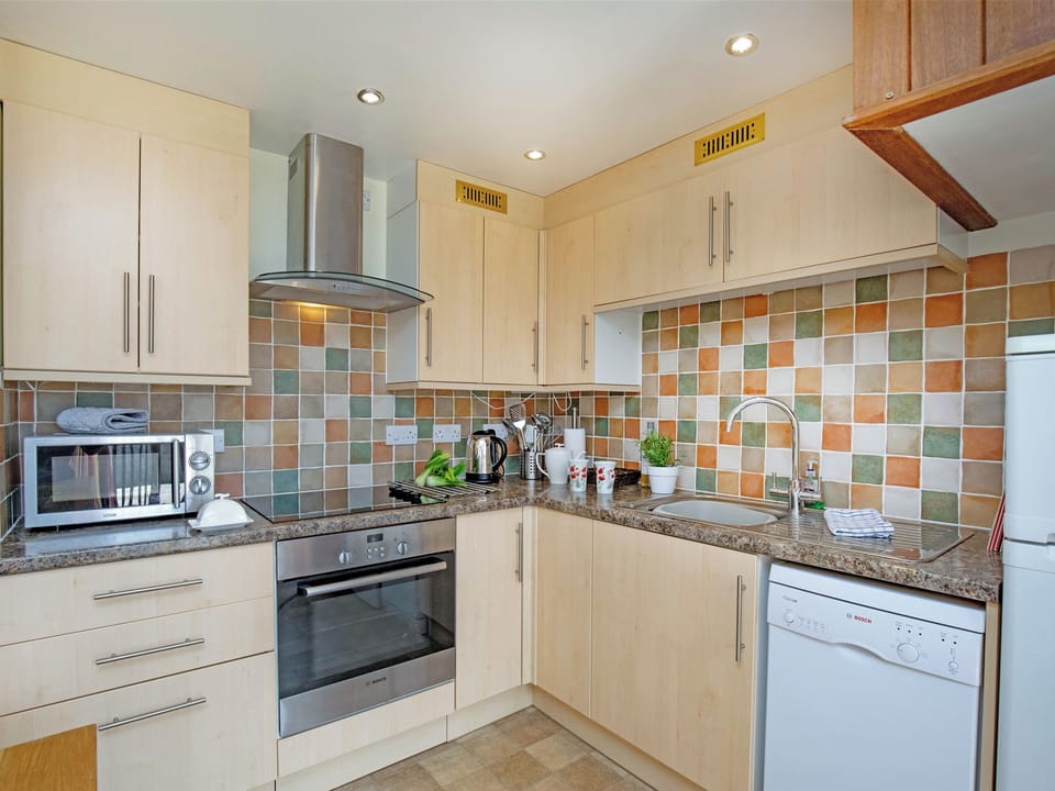 Kitchen area | Wisteria Cottage - East Dunley Cottages, Bovey Tracey