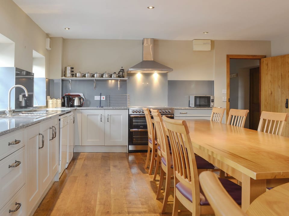 Large, well equipped kitchen/ dining area | The Onibury - Upper Onibury Cottages, Onibury, near Ludlow