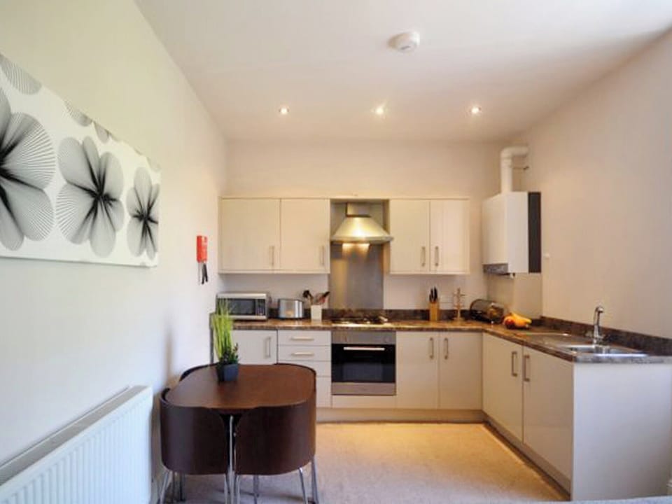 Open plan living/dining room/kitchen | Apartment 5 - Astor House, Torquay