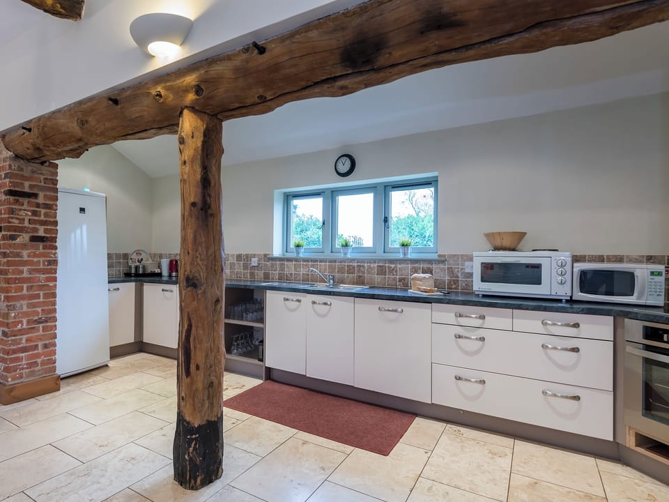 Kitchen area | The Stables - Manor Mews, Tattersett, near Fakenham