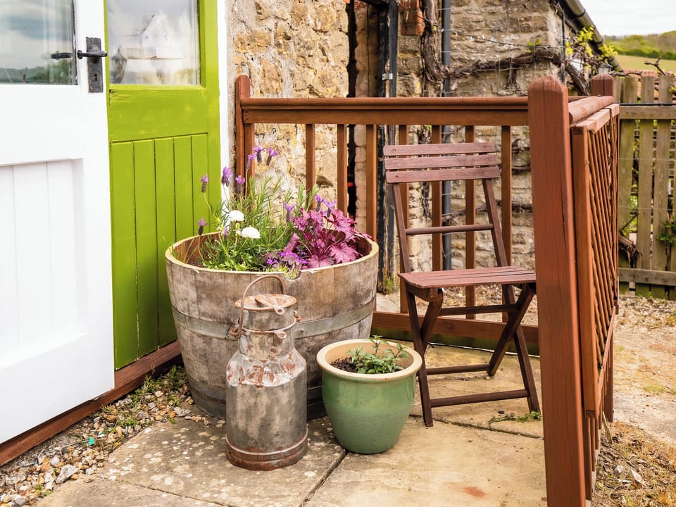 On-site amenities | Gardener&rsquo;s Cottage, Hayloft Cottage - Rudge Farm Cottages, Chilcombe, near Bridport