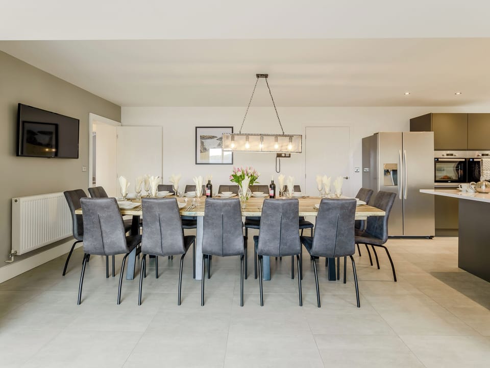 Well presented dining area | Meusydd - Gwbert Holiday Cottages, Gwbert, near Cardigan