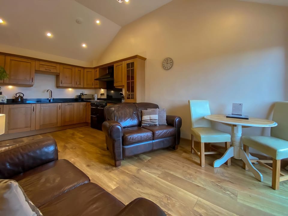 Dining Area | Buttermilk Barn - Wooldown Holiday Cottages, Marhamchurch, near Bude