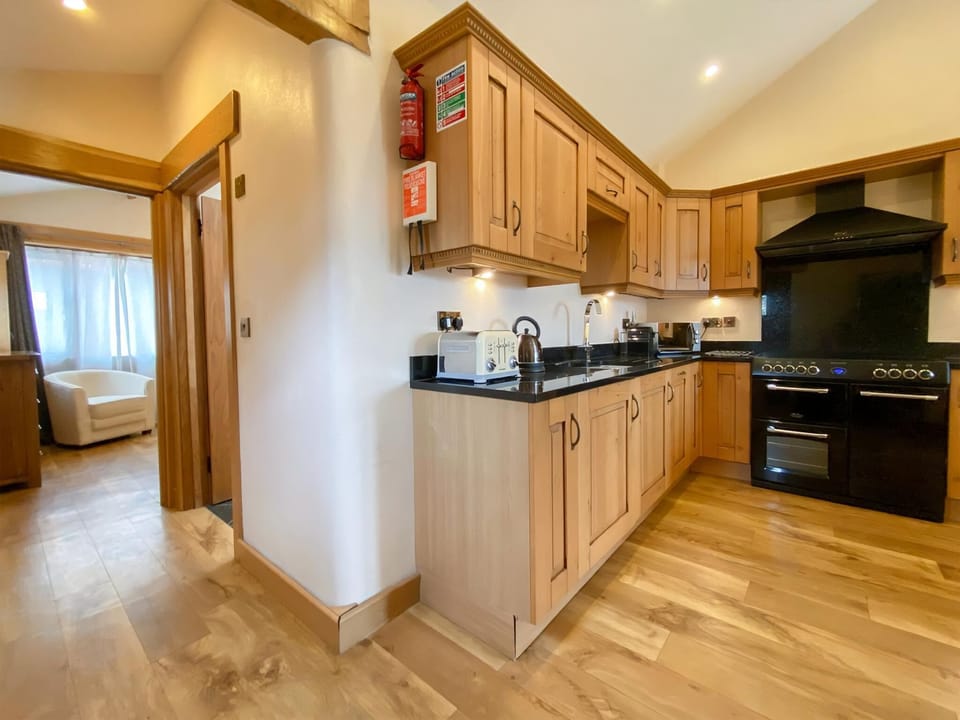 Kitchen | Buttermilk Barn - Wooldown Holiday Cottages, Marhamchurch, near Bude