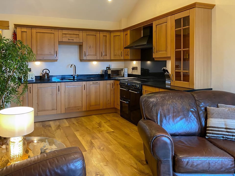 Kitchen | Buttermilk Barn - Wooldown Holiday Cottages, Marhamchurch, near Bude