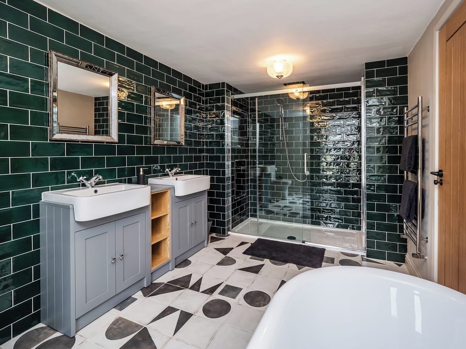 En-suite | Broad House, Dilham, near North Walsham