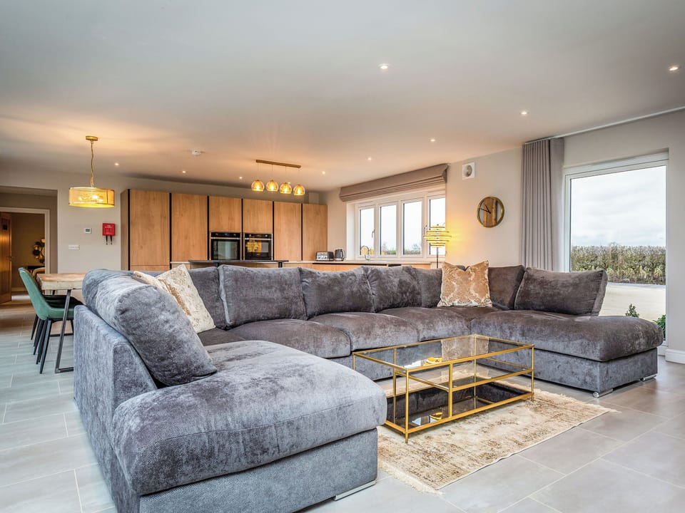 Open plan living space | The Sycamores - Ashlin Farm Barns, Dunholme, near Lincoln