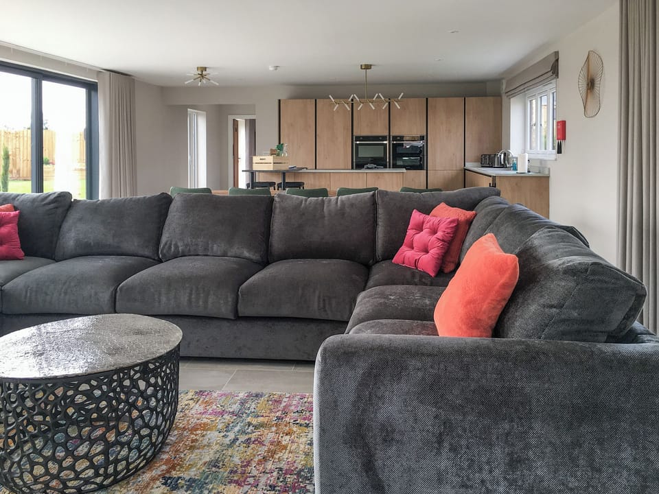 Living area | Chestnut House - Ashlin Farm Barns, Dunholme, near Lincoln