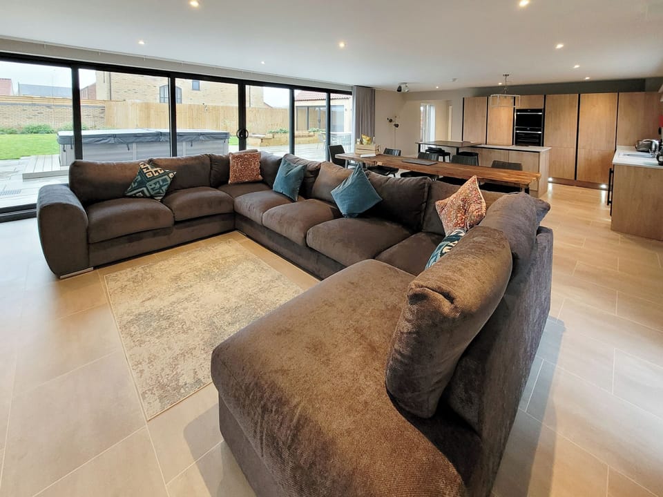 Open plan living space | Walnut House - Ashlin Farm Barns, Dunholme, near Lincoln