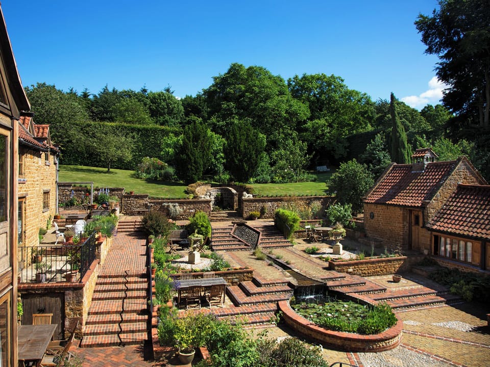 Garden | Cobnut Cottage - Heath Farm Holiday Cottages, Swerford, near Chipping Norton