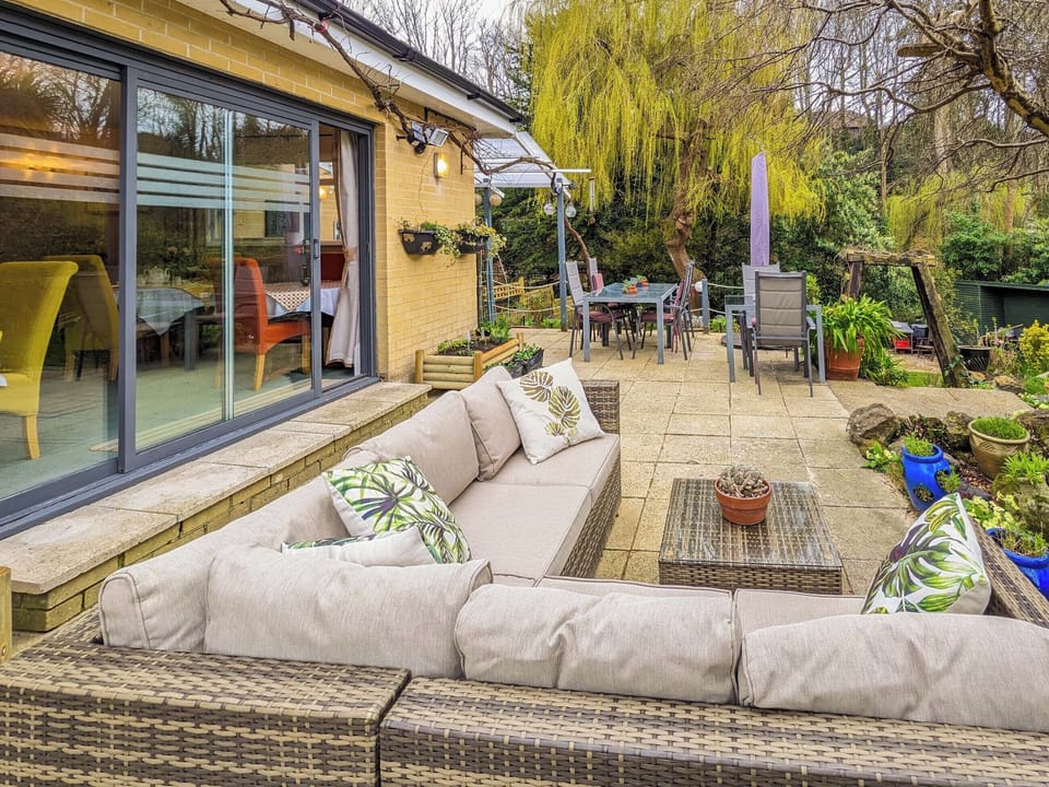 Sitting-out-area | Foxhills Hideaway, Shanklin
