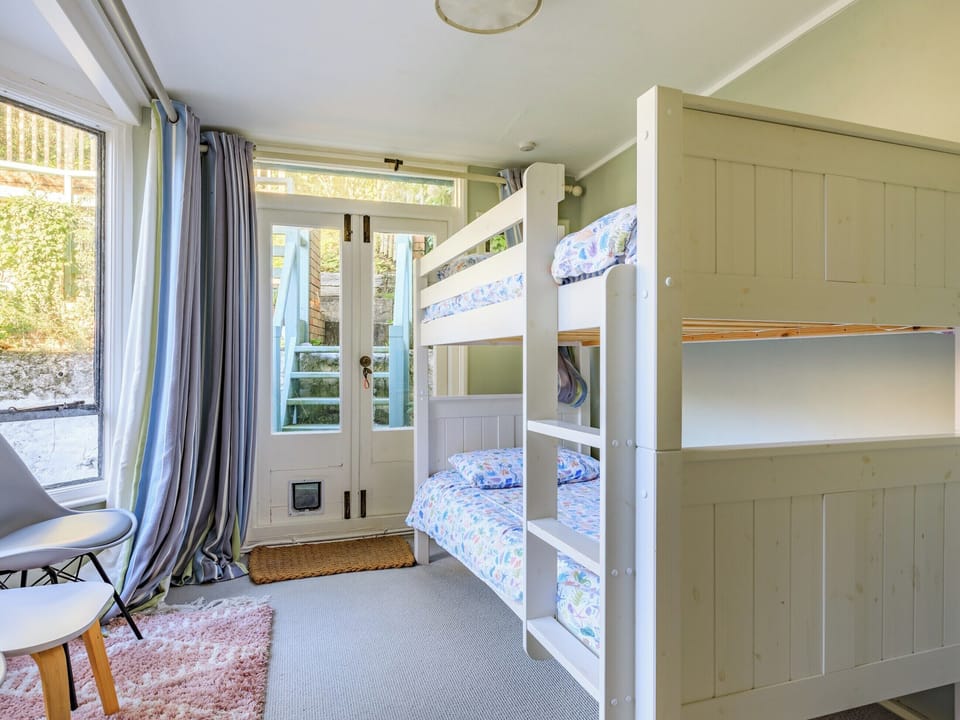Bunk bedroom | Sundial House, Lyme Regis