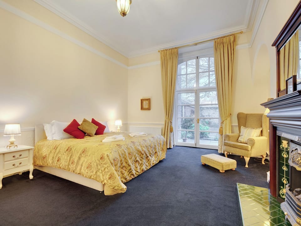 Double bedroom | Angels Haven, Newcastle Upon Tyne