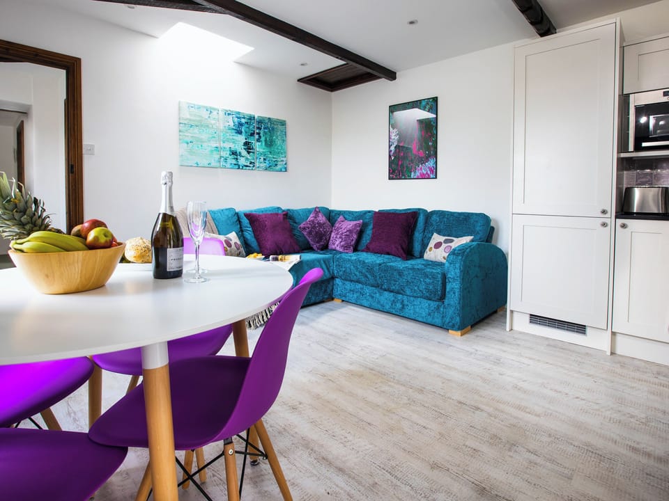 Open plan living space | Lavender Cottage - Woodlands Manor Farm, Woodford, near Bude