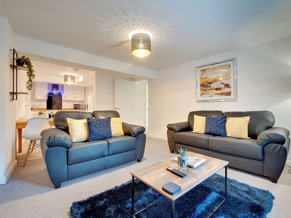 Living area | Charlton Bonds 2B, Newcastle Upon Tyne