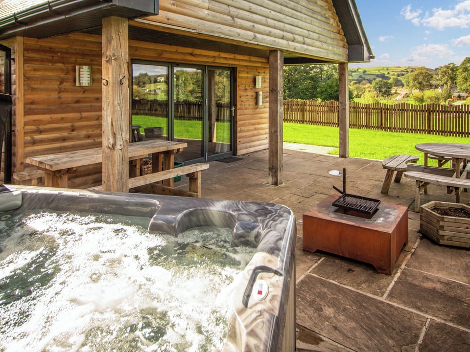 Outdoor | Caban Nant Ddu - Cae Llwyn, Rhayader and the Elan Valley