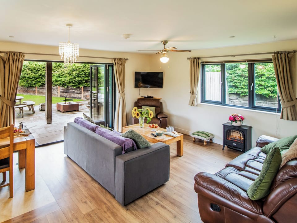 Living area | Caban Dulas - Cae Llwyn, Rhayader and the Elan Valley