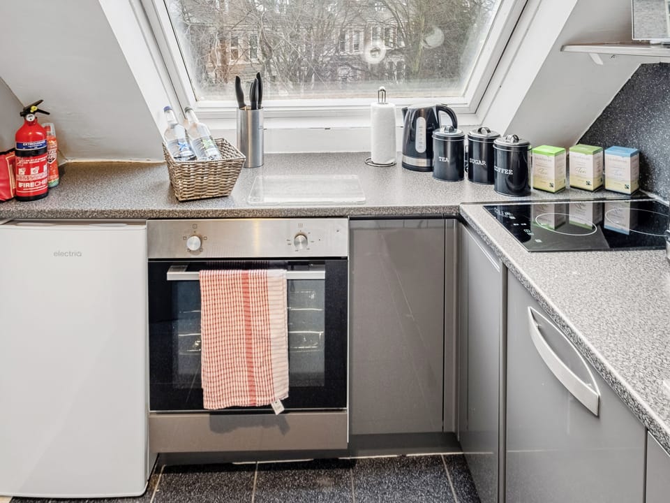 Kitchen | Sandyford Apartment, Jesmond