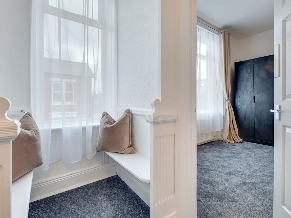 Interior | Wingrove Retreat, Newcastle Upon Tyne