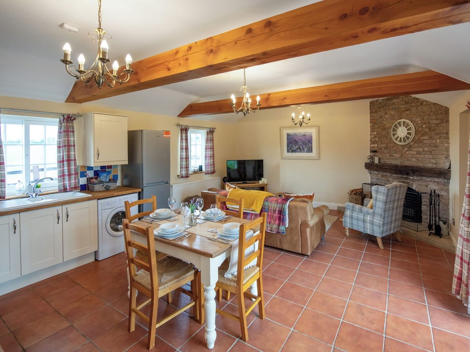 Kitchen/diner | The Coach House - JB Farming & Country Stays, Blankney Fen