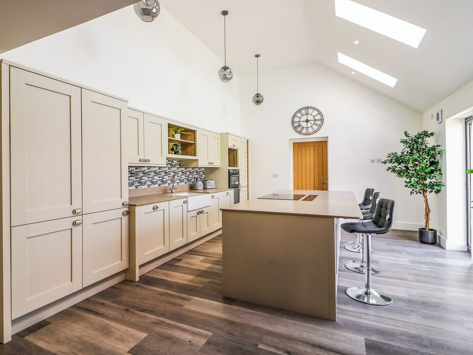 Kitchen | 16 Newland - Morpeth Retreats, Warkworth