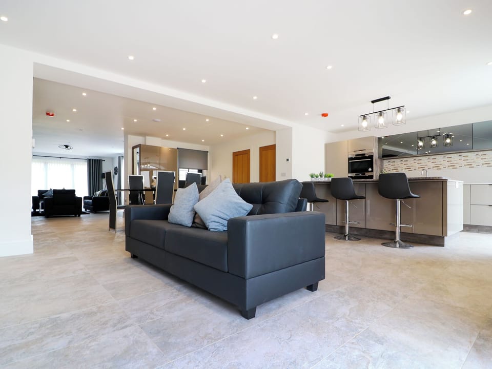 Open plan living space | 11 The Gavel - Morpeth Retreats, Warkworth