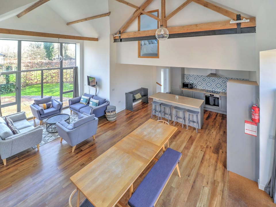 Open plan living space | Gambledown Farm - The Hay Barn - Gambledown Farm Safari Tents, Romsey