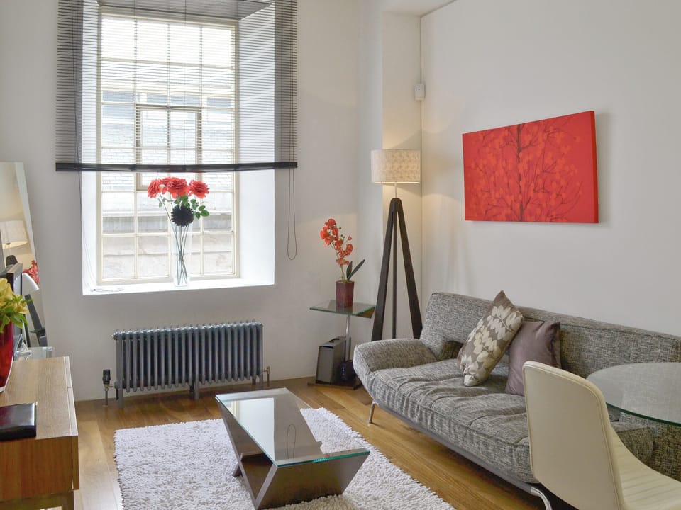 Contemporary lounge area | Number Fifteen Mills Bakery - Drakes Wharf, Plymouth