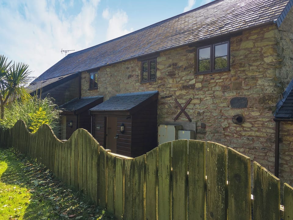 Traditional barn conversion | Crantock Cottage - Carnebo Farm, Goonhavern, near Newquay