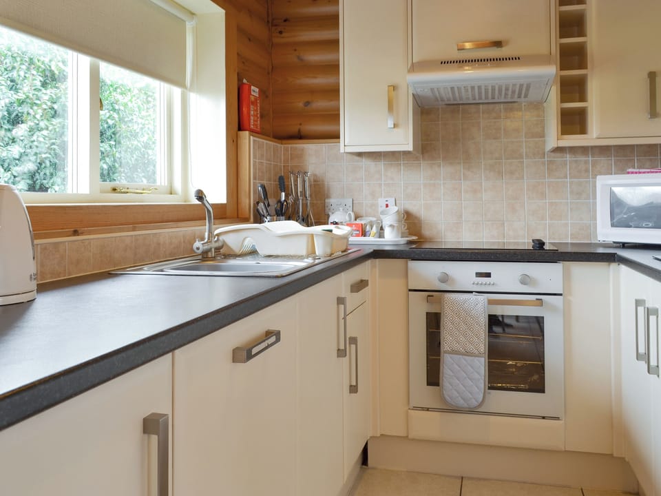 Well-equipped fitted kitchen | Mallard Lodge - Mackinder Farms, Brayton, Selby