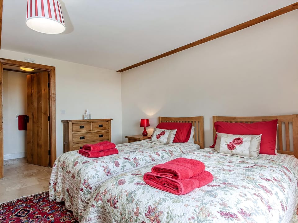Twin bedroom | Orchard Cottage at Mornacott - Mornacott Cottages, Bishops Nympton