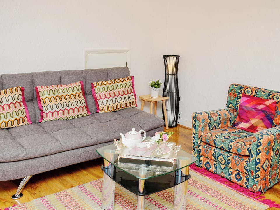 Living room/dining room | St Mary&rsquo;s Crescent House, Stanwell