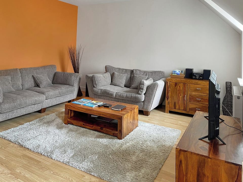 Living area | Moat House 6 - Highland Club, Fort Augustus