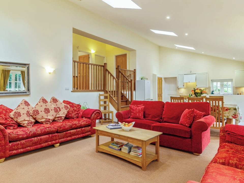 Open plan living space | The Coach House - Stowlangtoft Estate, Bury St. Edmunds