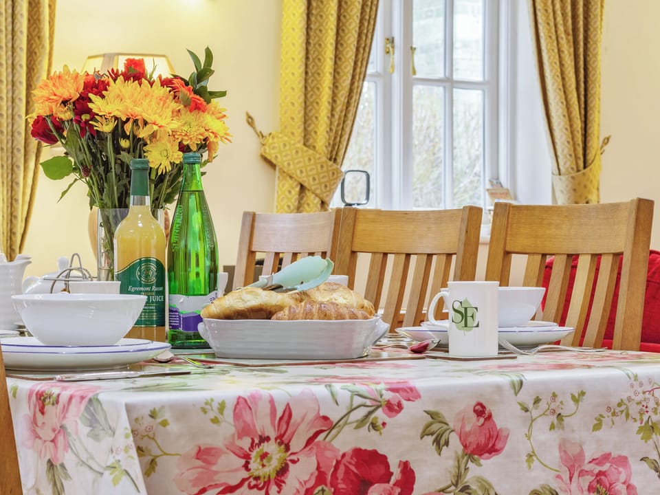 Dining Area | The Coach House - Stowlangtoft Estate, Bury St. Edmunds