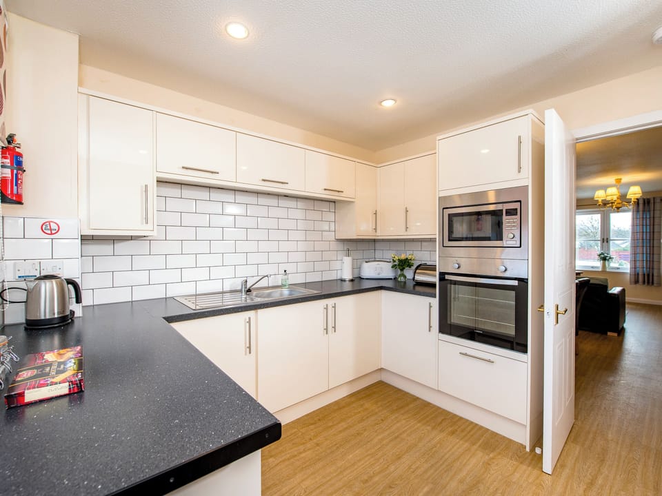 Kitchen | Ptarmigan - Silverglades Holiday Homes, Aviemore