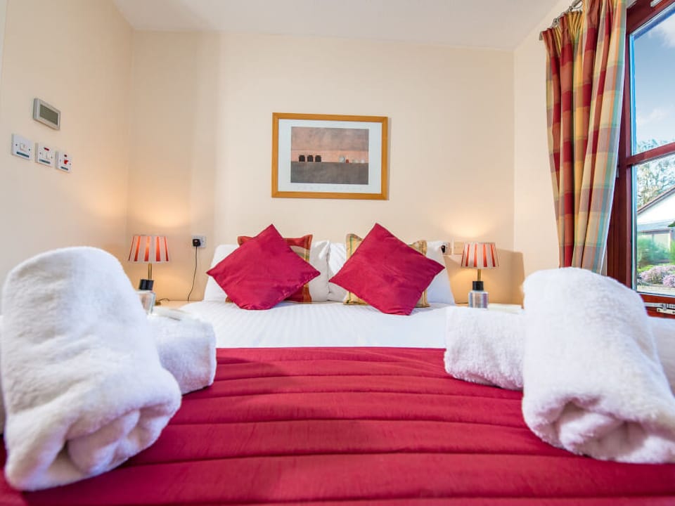 Double bedroom | Munro View - Silverglades Holiday Homes, Aviemore