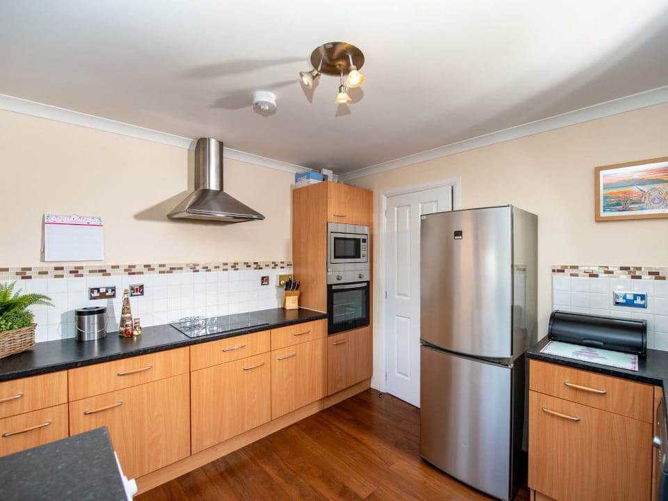 Kitchen | Applewood Cottage - Silverglades Holiday Homes, Aviemore
