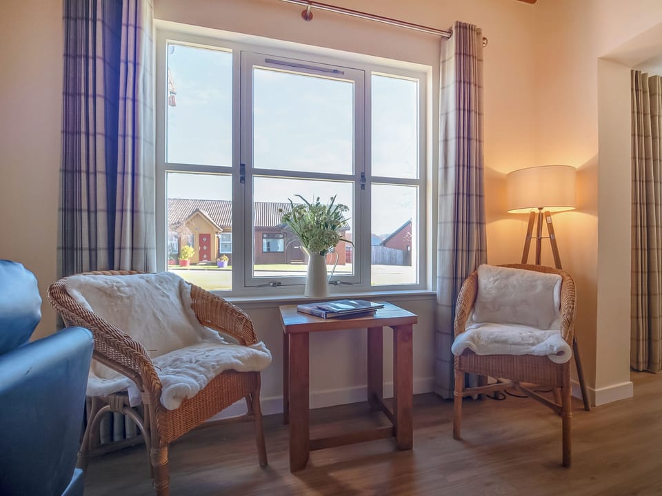 Living area | Eagle 3 Star - Silverglades Holiday Homes, Aviemore