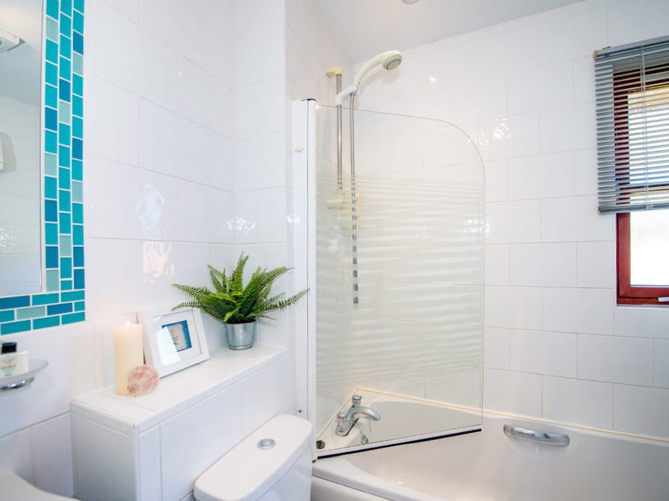 Bathroom | The Stag - Silverglades Holiday Homes, Aviemore