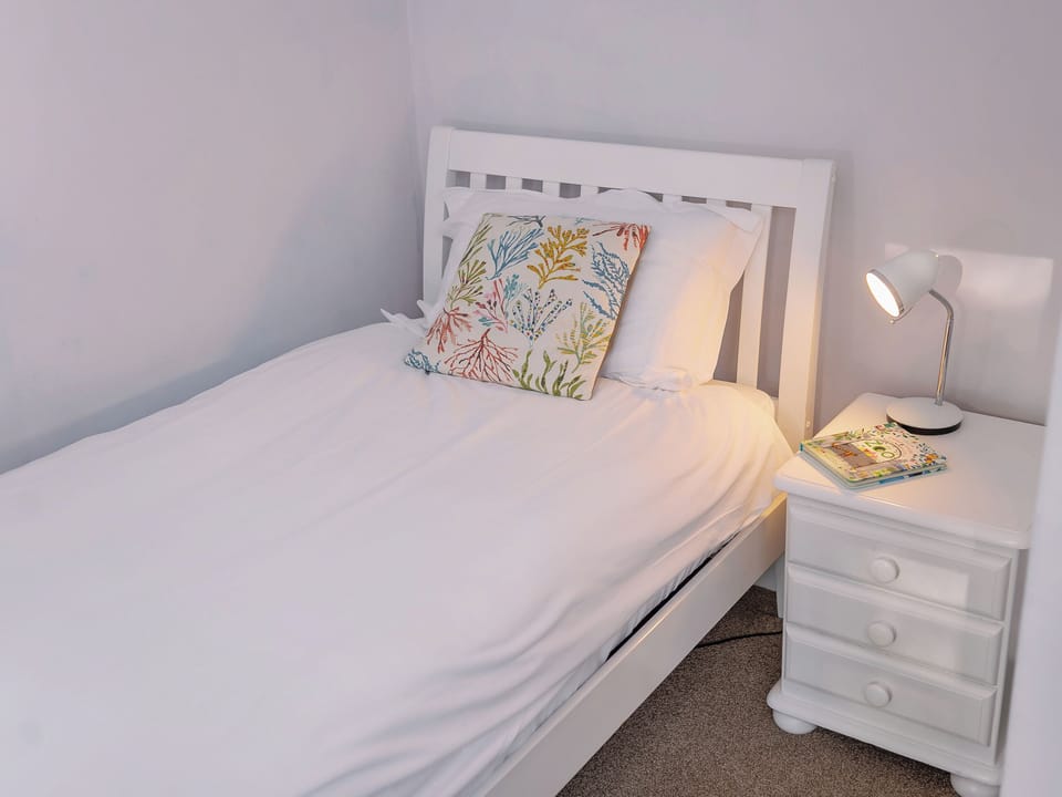 Twin bedroom | Number Five - Corffe Cottages, Tawstock, near Barnstaple