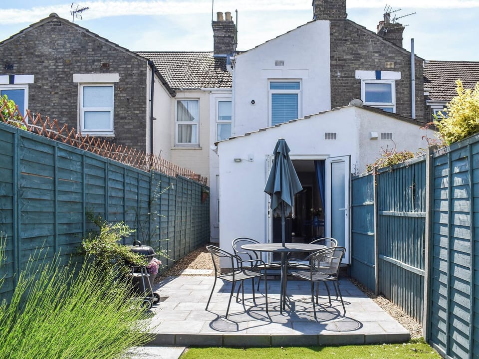 Patio | Seagull Cottage, Pakefield