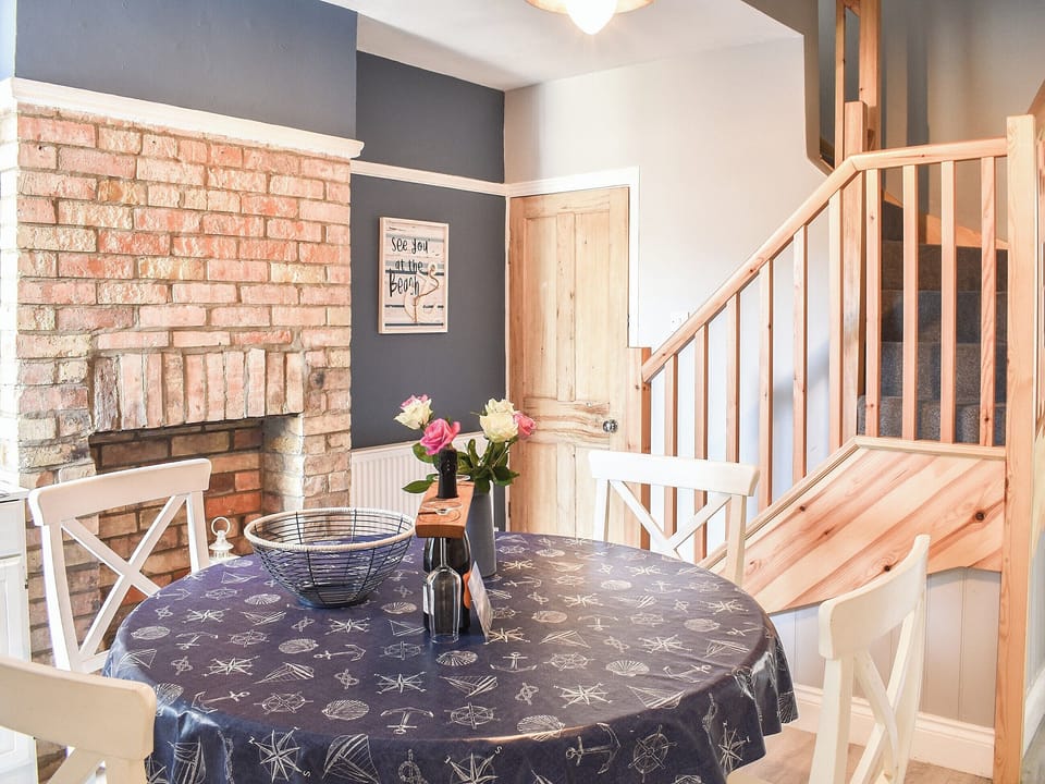 Dining room | Seagull Cottage, Pakefield