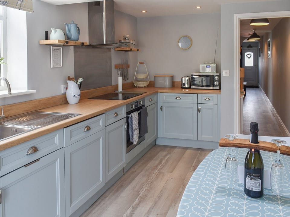 Kitchen/diner | Avocet - Suffolk Coastal Escapes, Pakefield