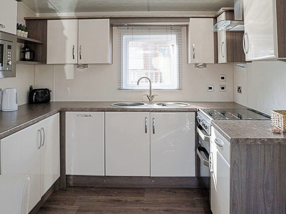 Kitchen area | Jessie&rsquo;s Corner - Felmoor Park, Felton, near Morpeth