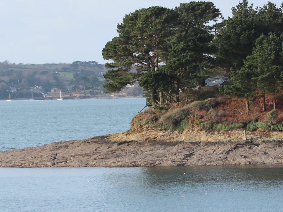 Surrounding area | Sandbar, St Just in Roseland, near Truro