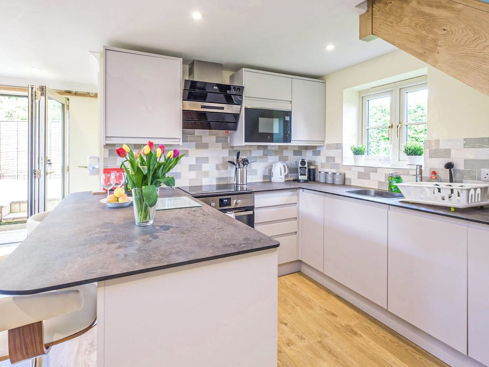 Kitchen | Foxes Lodge, Aldringham