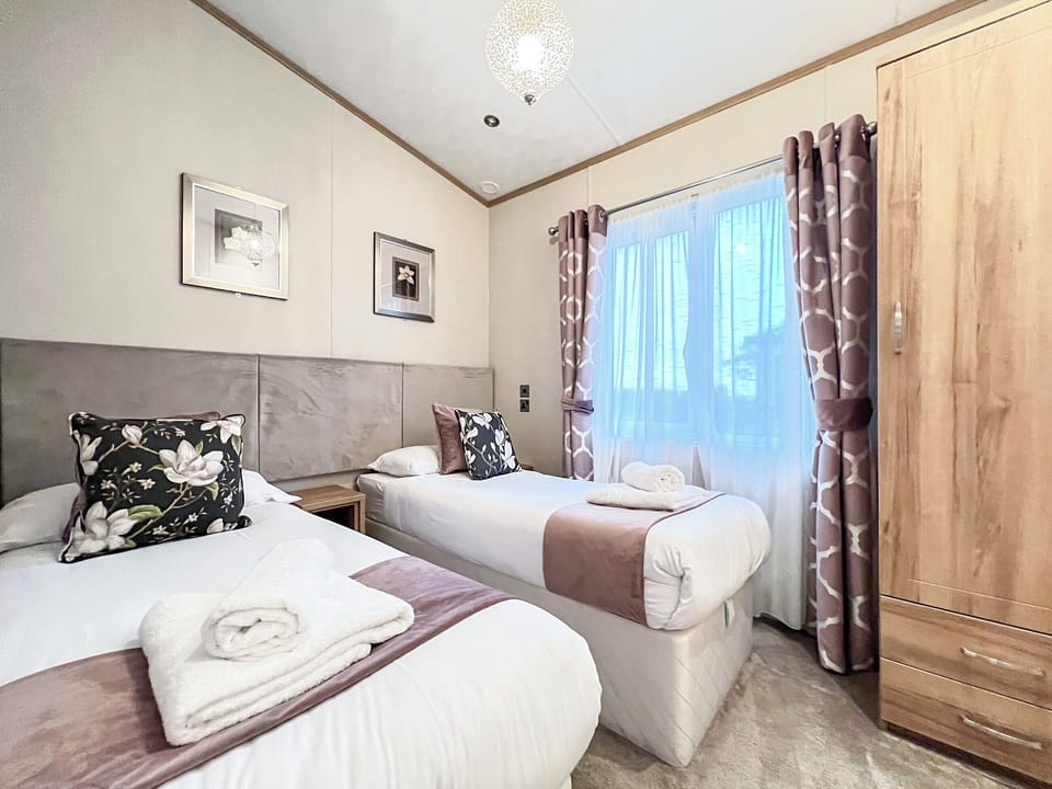 Twin bedroom | Saltire 26, St Andrews